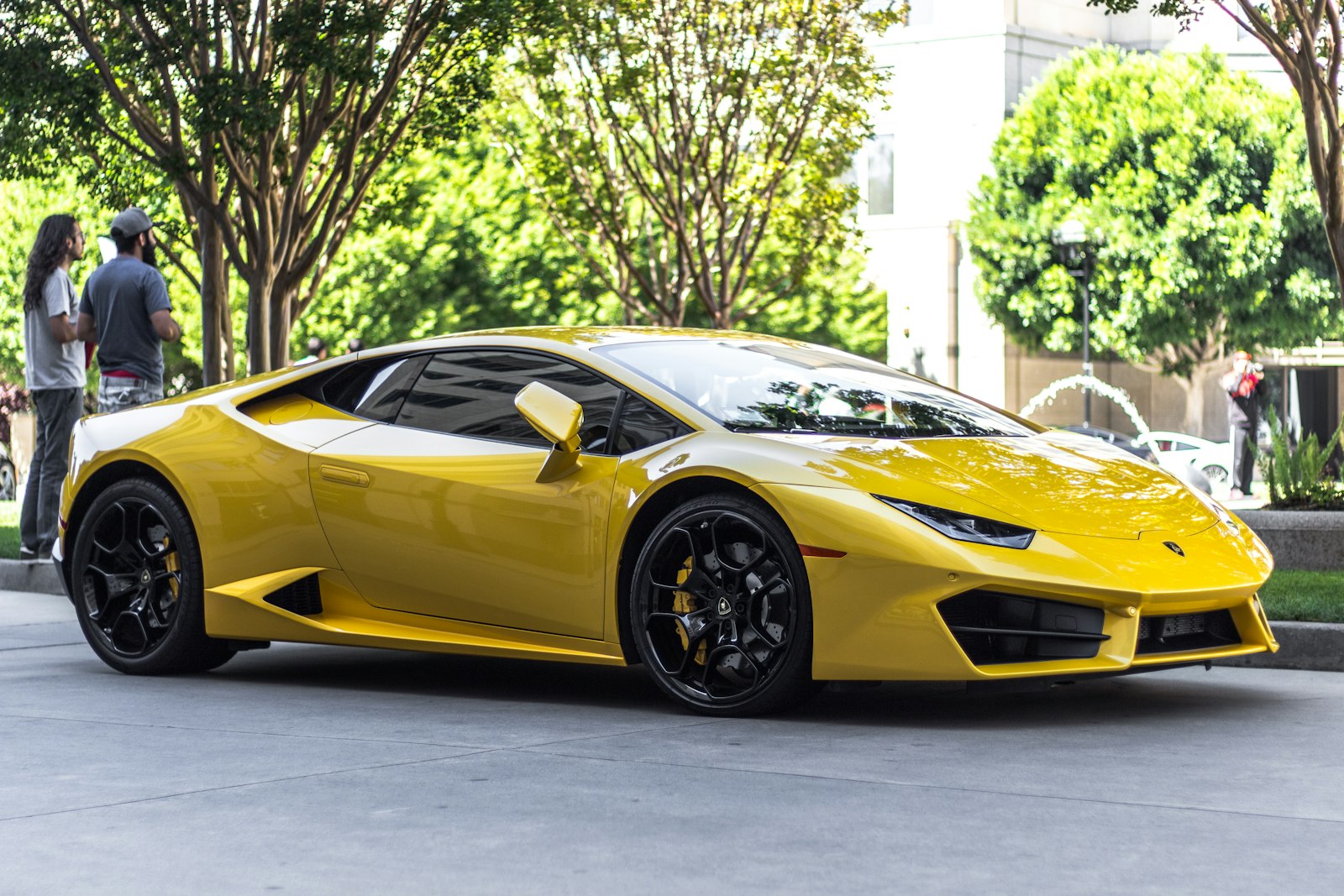 7 Wedding Car Hire Packages That Practically Sell Themselves